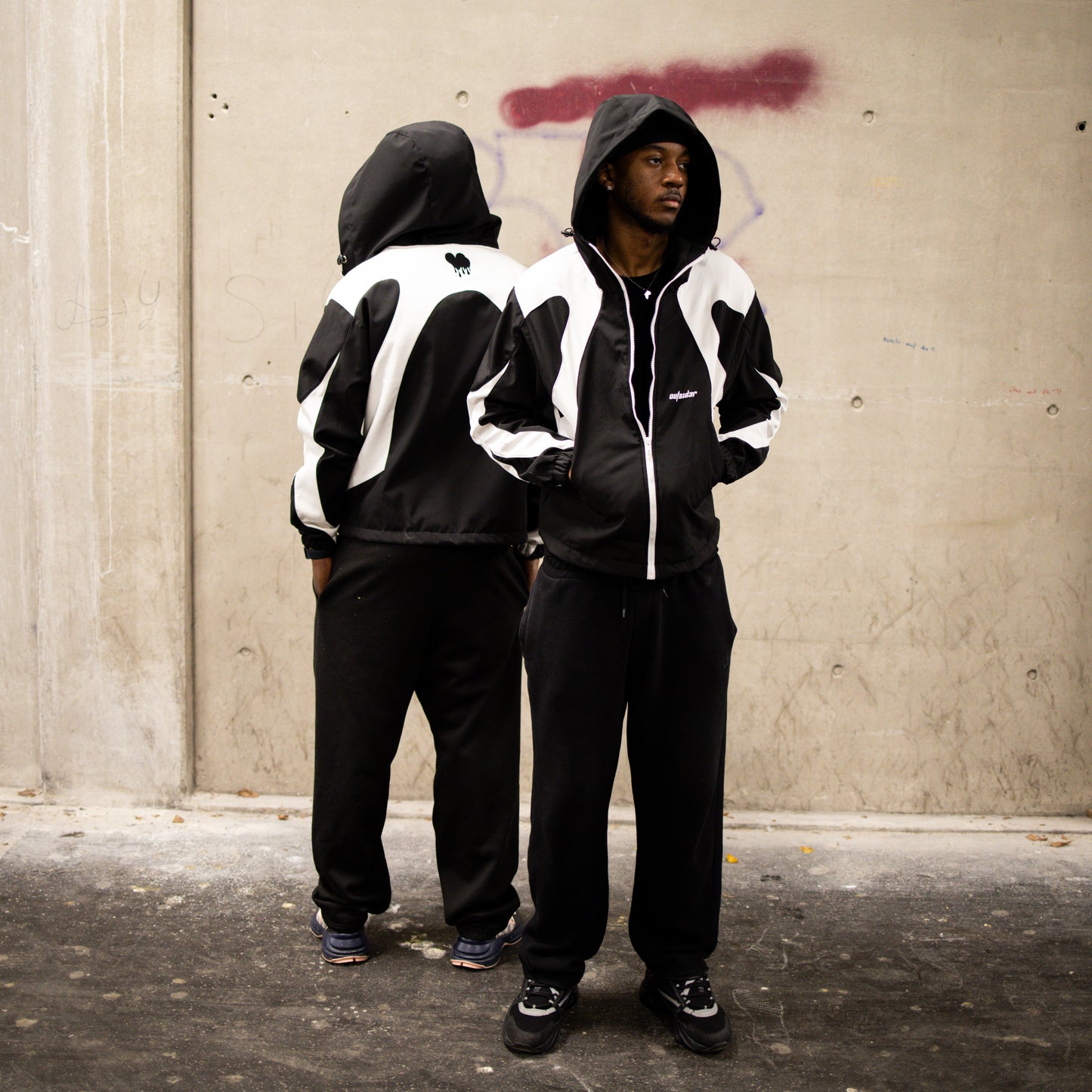 Windbreaker Black/White